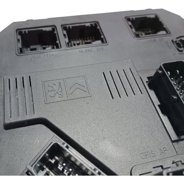 Módulo Bsi Peugeot 206 1.0 16v 2002 S118085220