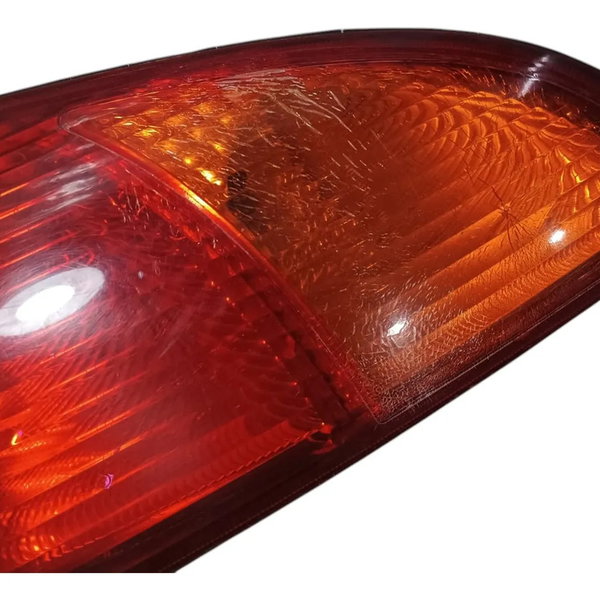 Lanterna Direita Ford Focus 2005 Com Detalhe Direito/passageiro Vermelho