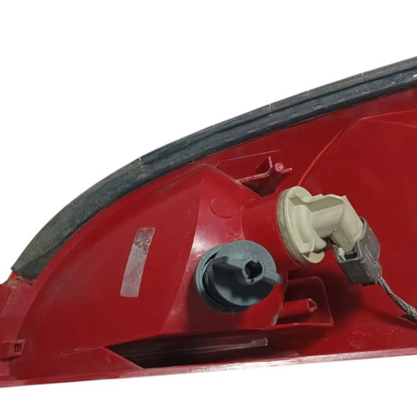 Lanterna Direita Ford Focus 2005 Com Detalhe Direito/passageiro Vermelho