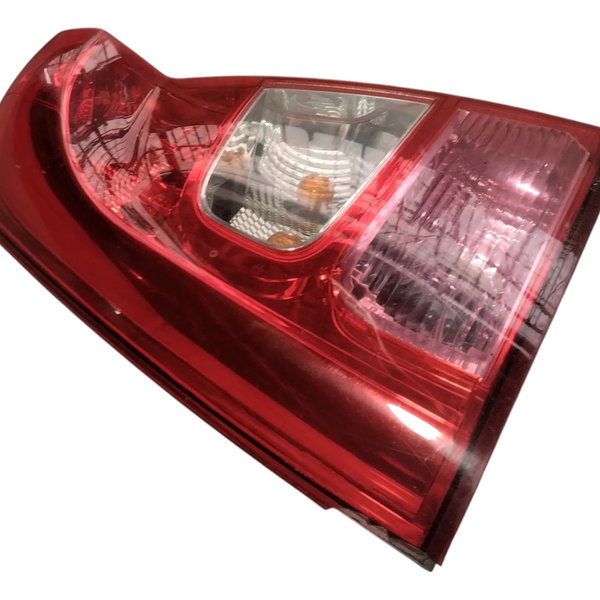 Lanterna Traseira Esquerda Renault Logan 2011 Detalhe Esquerdo/motorista Vermelho