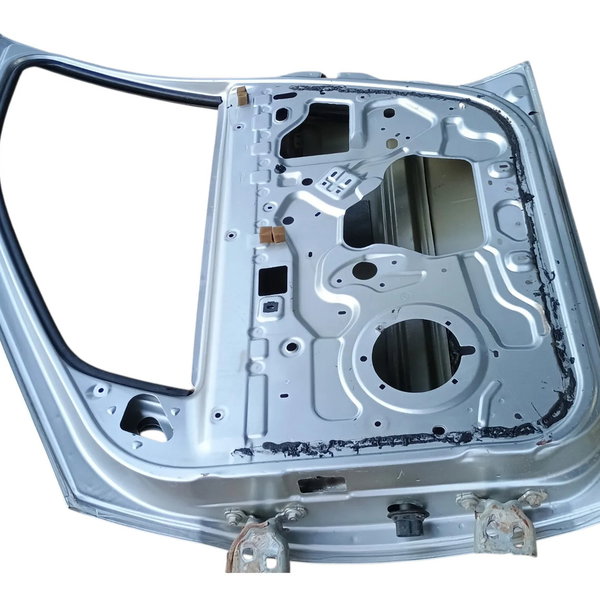 Porta Lado Direito Renault Logan 2009 Dianteira Direito Prateado