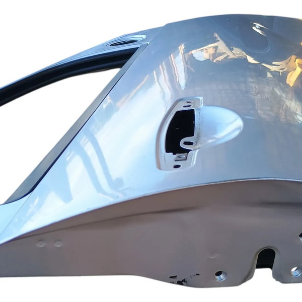 Porta Dianteira Lado Direito Renault Sandero 2010 Dianteira Direito Prata