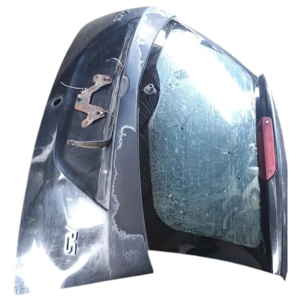 Capo Tampa Traseira Ford Focus Hatch 2004 Com Detalhes