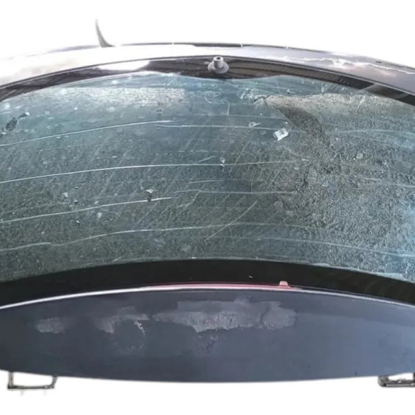 Capo Tampa Traseira Ford Focus Hatch 2004 Com Detalhes