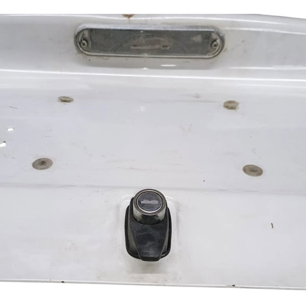 Tampa Traseira Inferior Volkswagen Kombi 1998 A 2014 Branco