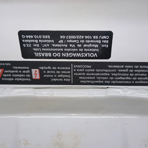 Tampa Traseira Inferior Volkswagen Kombi 1998 A 2014 Branco