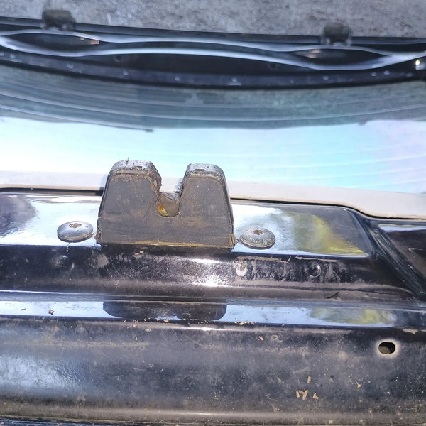 Capo Traseiro Tampa Porta Malas Citroen C3 2003