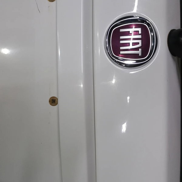 Tampa Capo Traseiro Fiat Palio Fire 2015 Sapão Branco