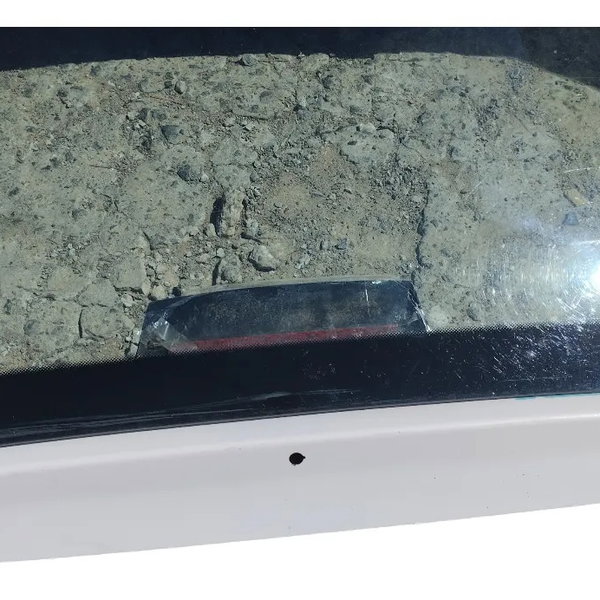 Tampa Porta Malas Fiat Palio 2008 A 2016 Com Detalhe Branco