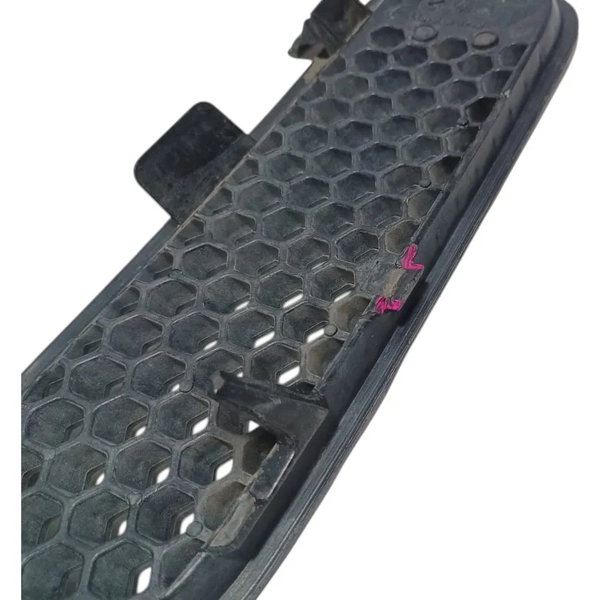 Grade Capo Dianteira Direita Renault Scenic 2003 C/ Detalhe Preto Brilhante