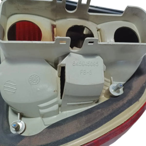 Lanterna Esquerda Seat Cordoba 1998 Esquerdo/motorista Vermelha E Preta