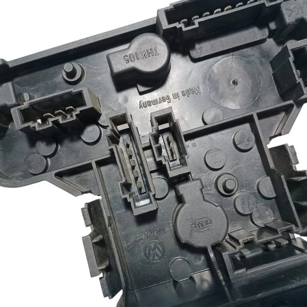 Soquete Lanterna Traseira Esquerda Vw Golf 1996