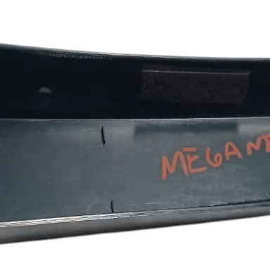 Acabamento Externo Coluna Direita Renault Megane 2008