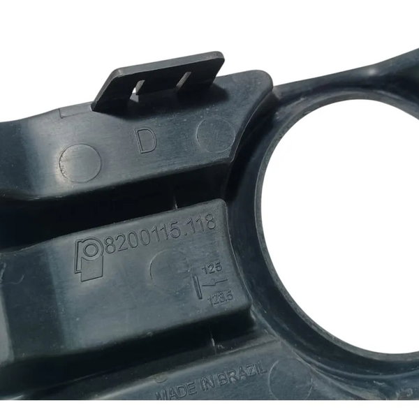 Moldura Farol Milha Direito Renault Megane 2008 Preto Direito