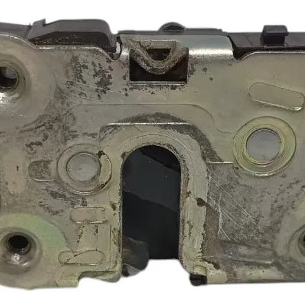 Fechadura Porta Traseira Esquerda Renault Logan Sandero 2008