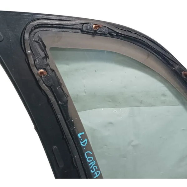 Vidro Fixo Traseiro Direito Gm Corsa Super 2002