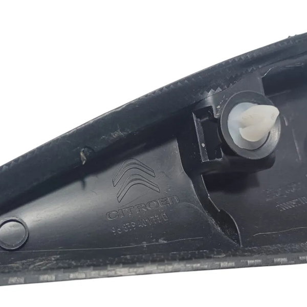 Acabamento Interno Retrovisor Direito Citroen Aircross 2013
