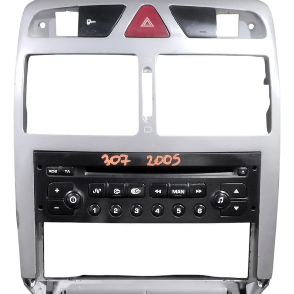 Moldura Central Painel Com Rádio Mp3 Peugeot 307 Prateado