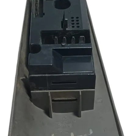 Botão Vidro Porta Dianteira Esquerda Gm Blazer 1999 Detalhes
