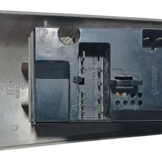 Botão Vidro Porta Dianteira Esquerda Gm Blazer 1999 Detalhes