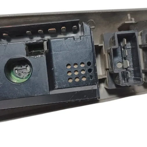 Botão Vidro Porta Dianteira Esquerda Gm Blazer 1999 Detalhes