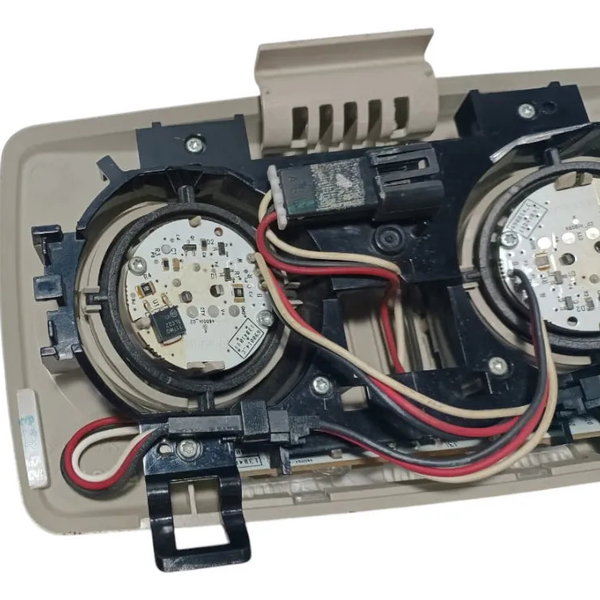 Luz De Teto Interna Dodge Journey 2014