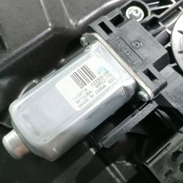 Máquina Vidro Porta Dianteira Esquerda Dodge Journey 12/18