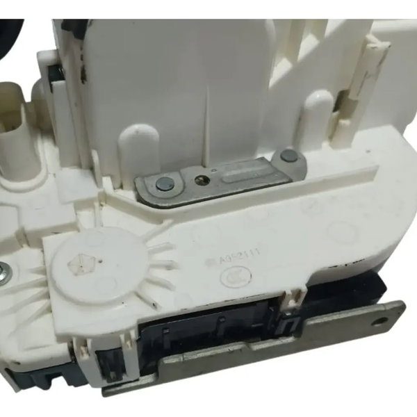 Fechadura Porta Dianteira Direita Dodge Journey 2014