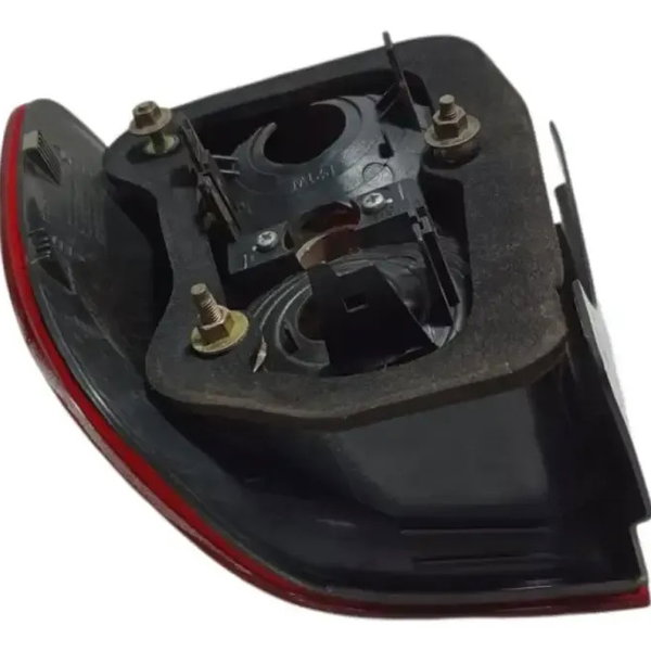 Lanterna  Esquerda Polo Sedan 2007 A 2014 (canto) Esquerdo/motorista Vermelho