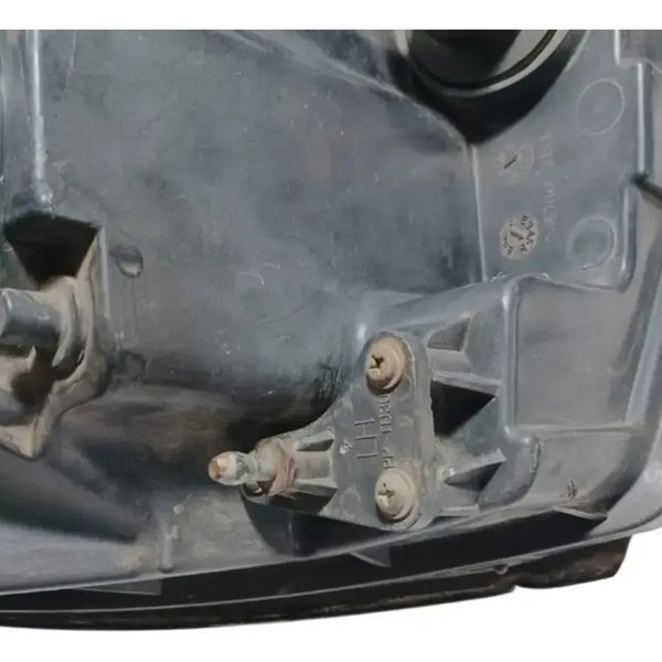 Farol Esquerdo Gm Captiva 2008 A 2017 Com Detalhes Esquerdo/motorista