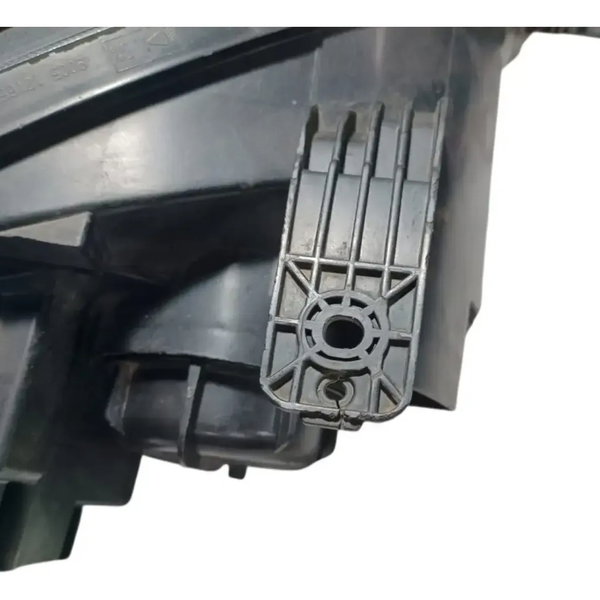 Farol Esquerdo Gm Captiva 2008 A 2017 Com Detalhes Esquerdo/motorista