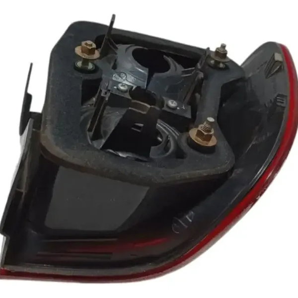 Lanterna Direita Vw Polo Sedan 2007 A 2014 (canto) Direito/passageiro Vermelho