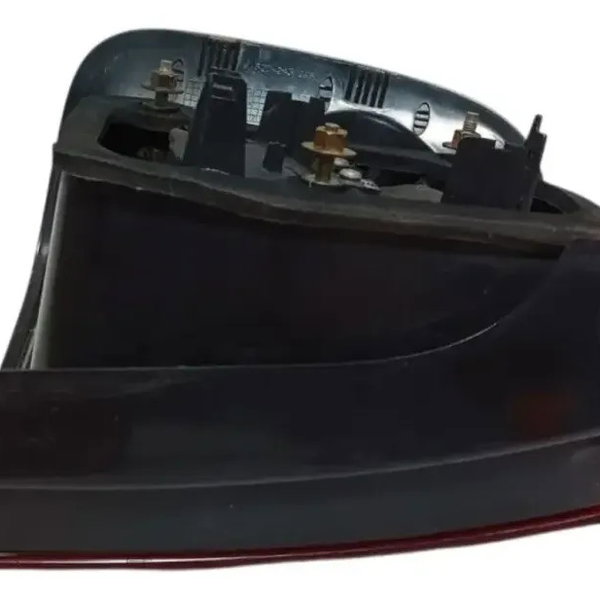 Lanterna Direita Vw Polo Sedan 2007 A 2014 (canto) Direito/passageiro Vermelho