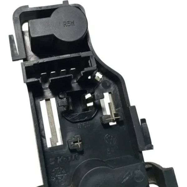 Soquete Circuito Lanterna Esquerda Vw Polo Sedan 2009 Preto