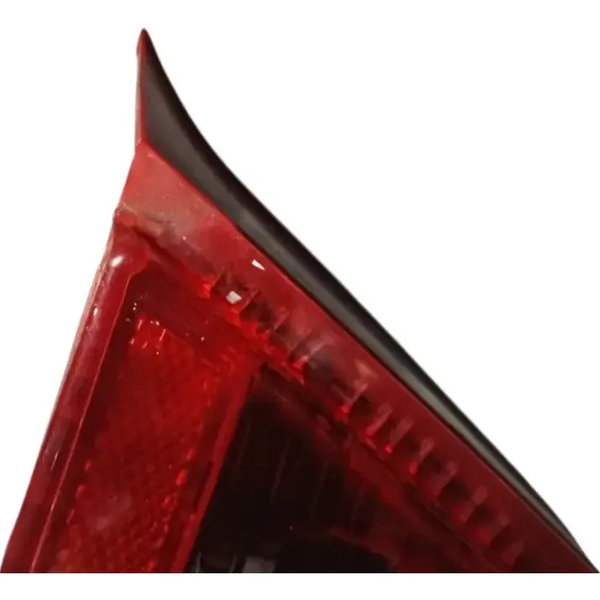 Lanterna Traseira Direita 307 Hatch 2001 A 2006 Com Detalhe Direito/passageiro Vermelho