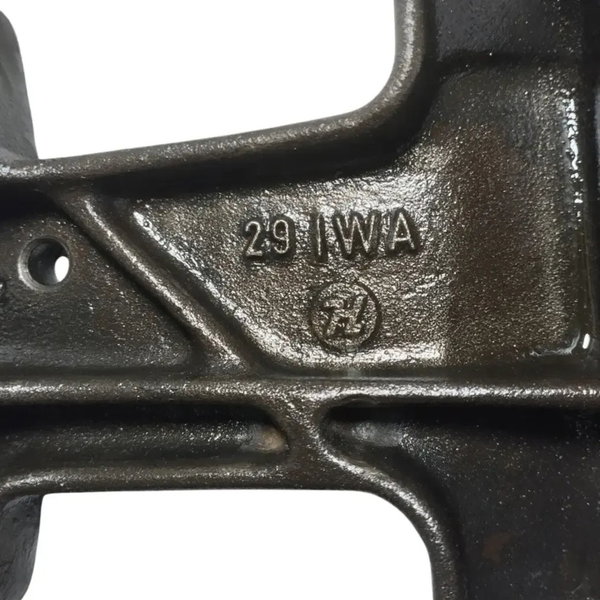 Suporte Alternador Bomba Logus Pointer 1992 /1996