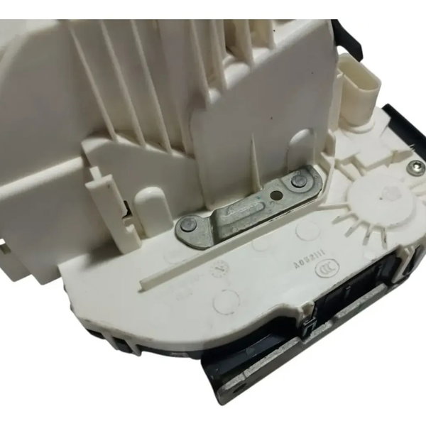 Fechadura Porta Traseira Esquerda Dodge Journey 2015