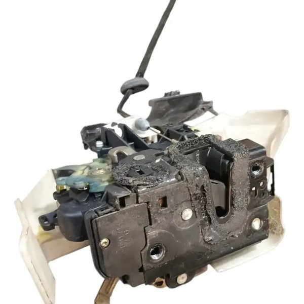 Fechadura Traseira Esquerda Vw Polo 2003 2010