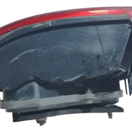Lanterna Traseira Direita Stilo 2003 A 2007 Direito/passageiro Vermelho