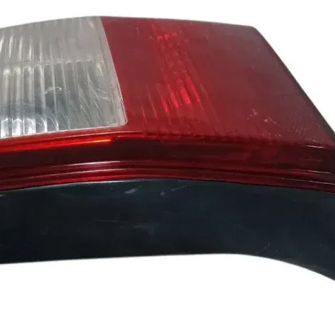 Lanterna Traseira Direita Fiat Uno 2004 A 2012 Com Detalhes Direito/passageiro Vermelho