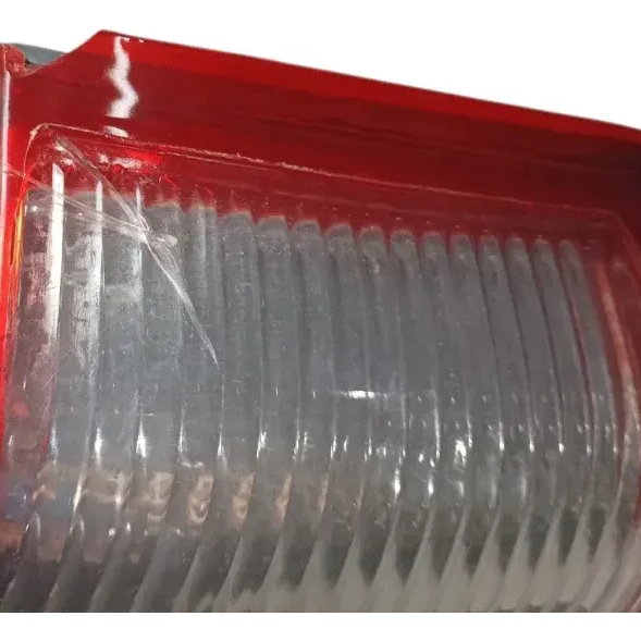 Lanterna Traseira Direita Fiat Uno 2004 A 2012 Com Detalhes Direito/passageiro Vermelho