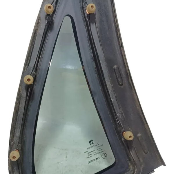 Vidro Fixo Traseiro Esquerdo Gm Corsa Sedan Classic Detalhe