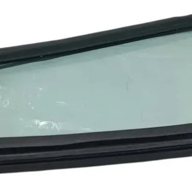 Vidro Fixo Lateral Traseiro Direito Fiat Uno 2002 A 2012
