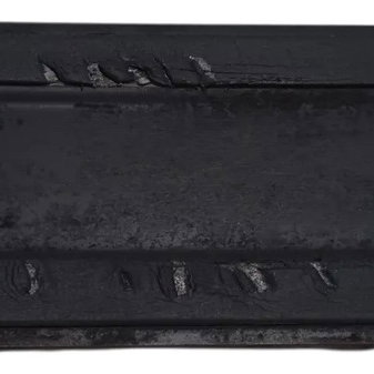 Placa De Proteção Da Tampa Traseira Ford Courier 2001 À 2005 Vermelho