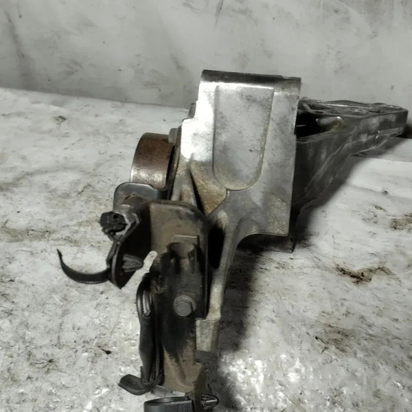Suporte Alternador Nissan Frontier 2.5 2008 2015