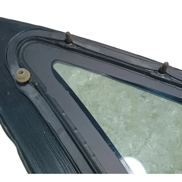 Vidro Fixo Lateral Traseiro Direito Gm Corsa Classic Sedan