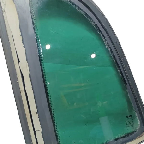 Vidro Fixo Lateral Traseiro Direito Stilo 2003 A 2011