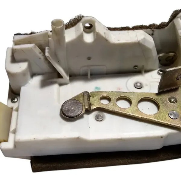 Fechadura Porta Traseira Esquerda Tempra Tipo 1992 A 1999