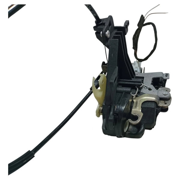 Fechadura Manual Porta Dianteira Direita Vw Polo 2003 À 2012
