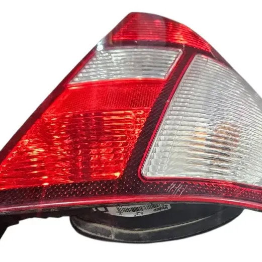 Lanterna Traseira Direita Clio Sedan 2007 2008 A 2009 Direito/passageiro Vermelho